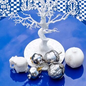 ROSHNAARA  CANDLE - LARGE